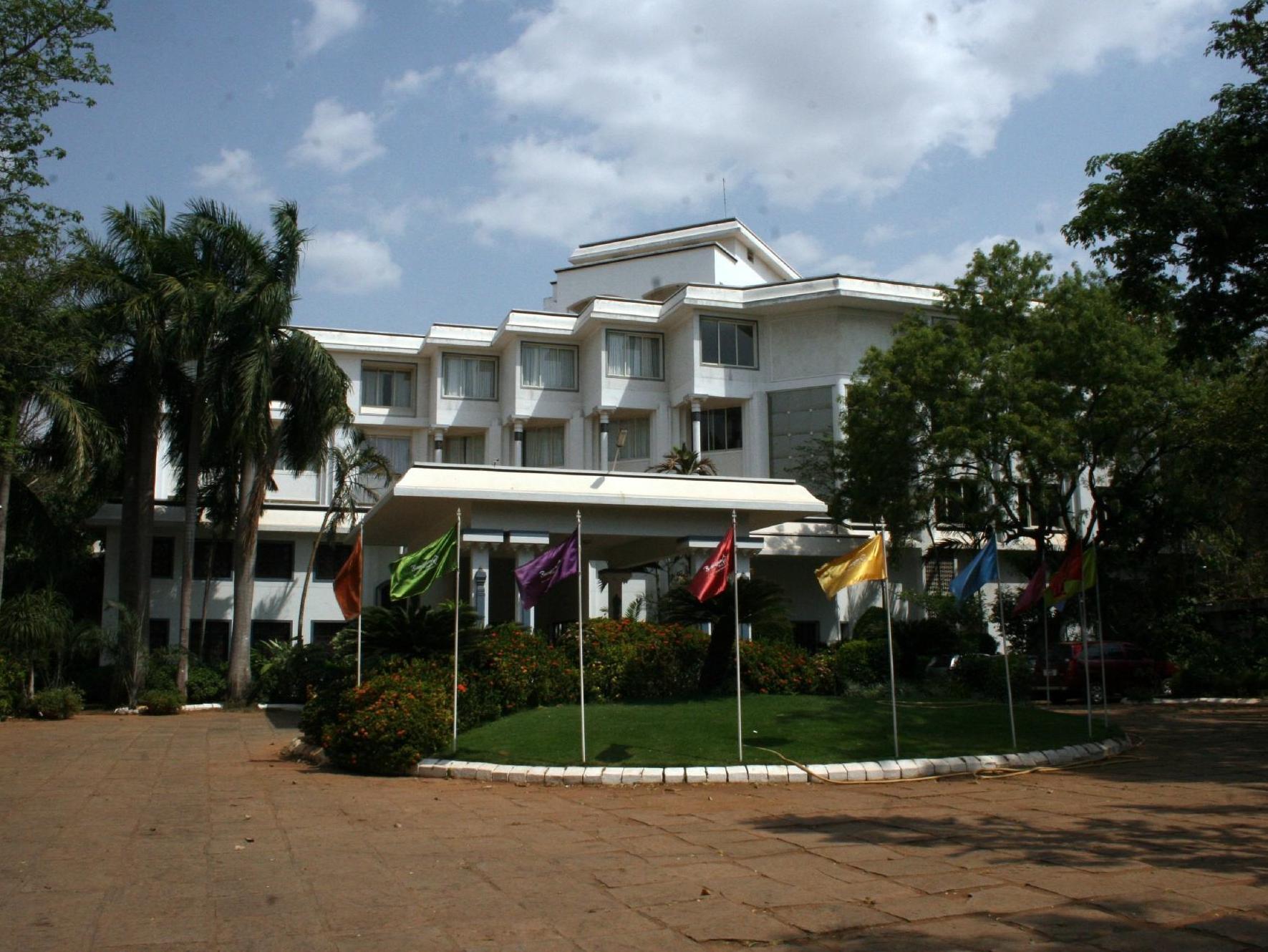 Sangam Hotel, Thanjavur Ngoại thất bức ảnh